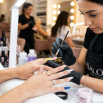 ongle au chablon quelle technique choisir pour vos