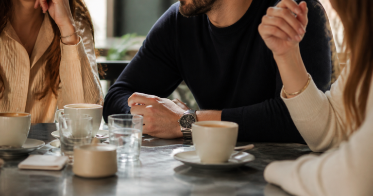 Amitié homme-femme en couple : poser les bonnes limites